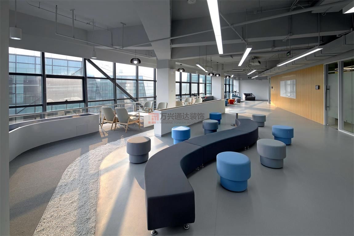 北京萬興通達辦公裝修項目-隆訊科技公司裝修效果圖