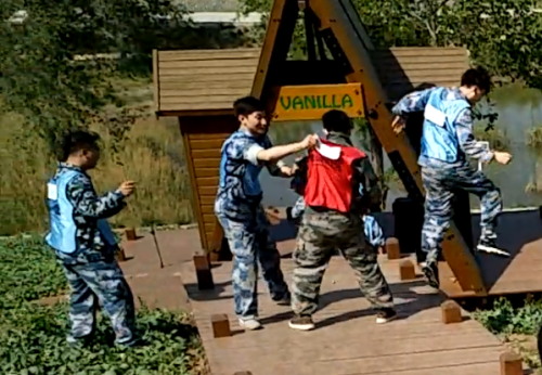 “團結一心，勇往直前”-2017萬興通達拓展活動