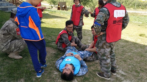 “團結一心，勇往直前”-2017萬興通達拓展活動