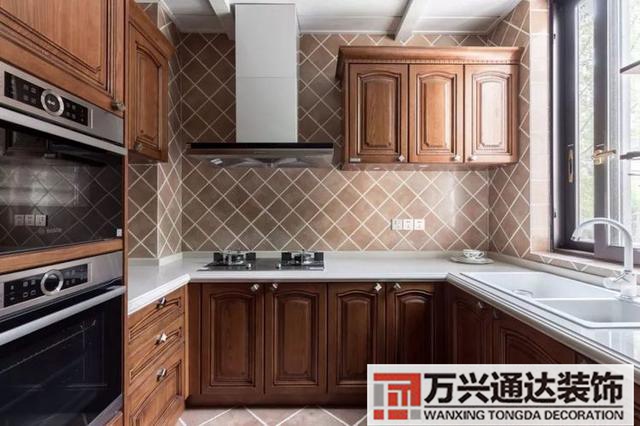 裝修復(fù)古燒烤店裝修復(fù)古