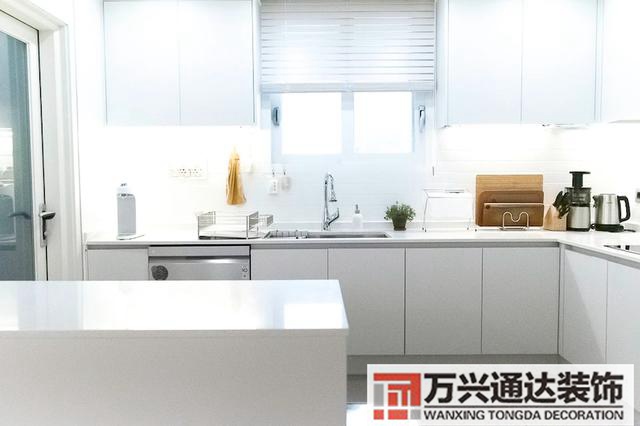 簡(jiǎn)裝裝修小戶型簡(jiǎn)裝裝修