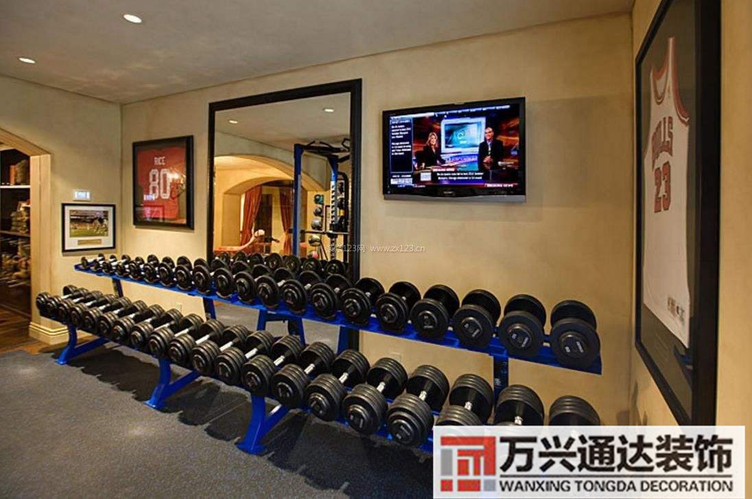30平米家庭健身房裝修設計30平米家庭健身房裝修設計鏡子