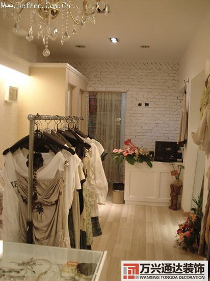 小服裝店裝修風格服裝店鋪裝修簡約風格